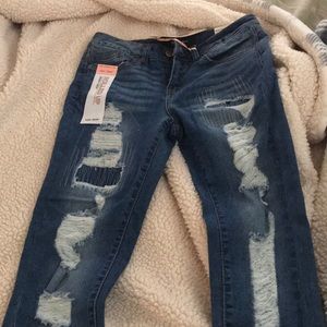 Never worn Fashion Nova Jeans